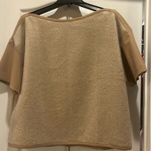 Banana Republic trendy top with back zipper